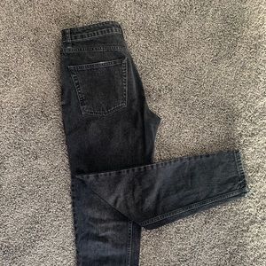 TOPSHOP black wash mom jeans